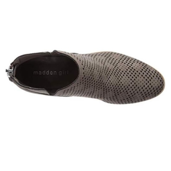 New Madden Girl Tally Perforated Bootie (Women's) - Picture 5 of 7